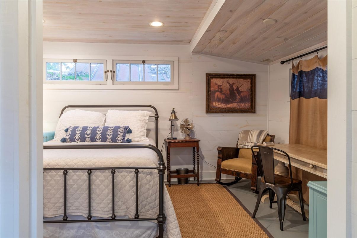 Bedroom, Home Office, Interior, Recessed Lighting, Wooden Ceilings
