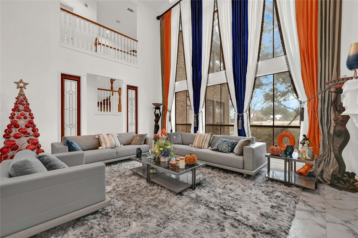Interior, Living room, Marble, Recessed Lighting