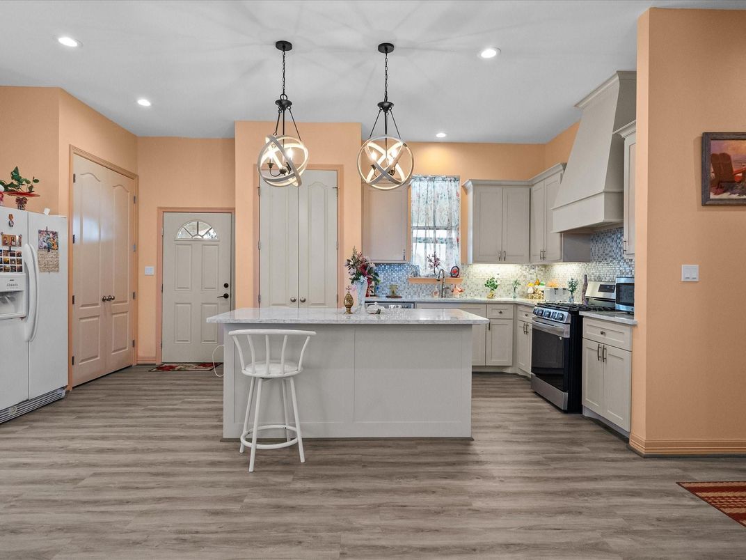 Interior, Kitchen, Pendant Lights, Recessed Lighting, Wood Texture Flooring