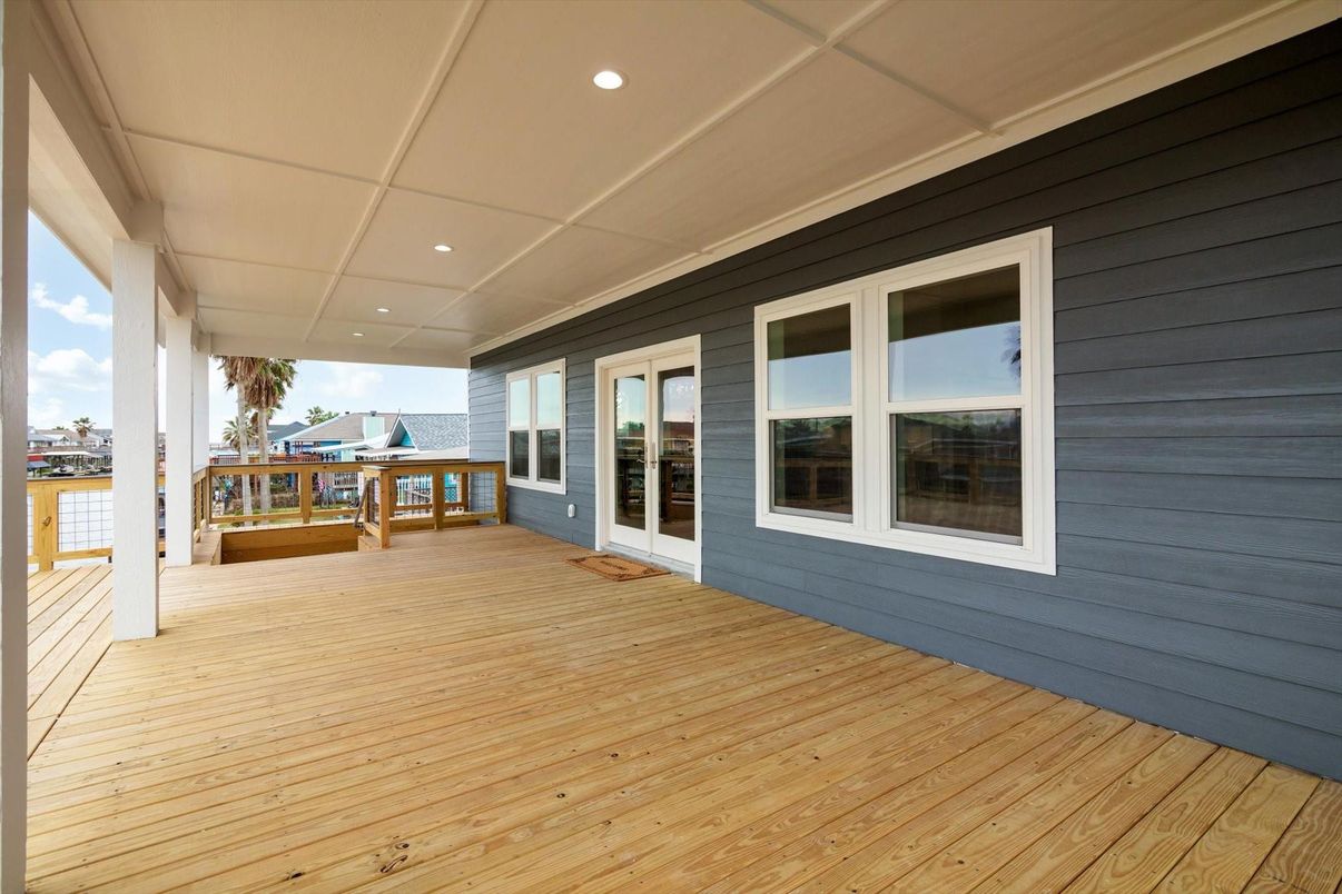 Exterior, Recessed Lighting, Wood Texture Flooring