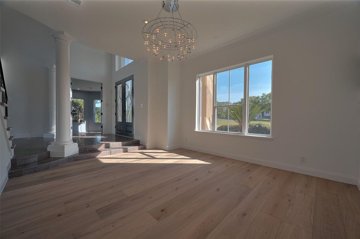 Chandelier, Empty room, Interior, Wood Texture Flooring