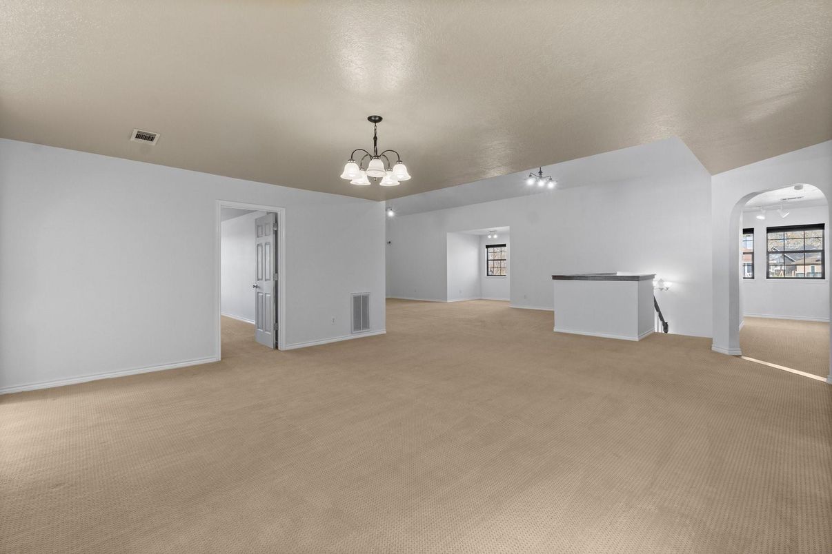 Chandelier, Empty room, Interior