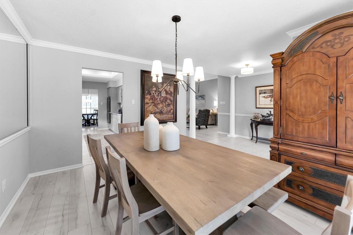 Chandelier, Dining room, Interior, Wood Texture Flooring