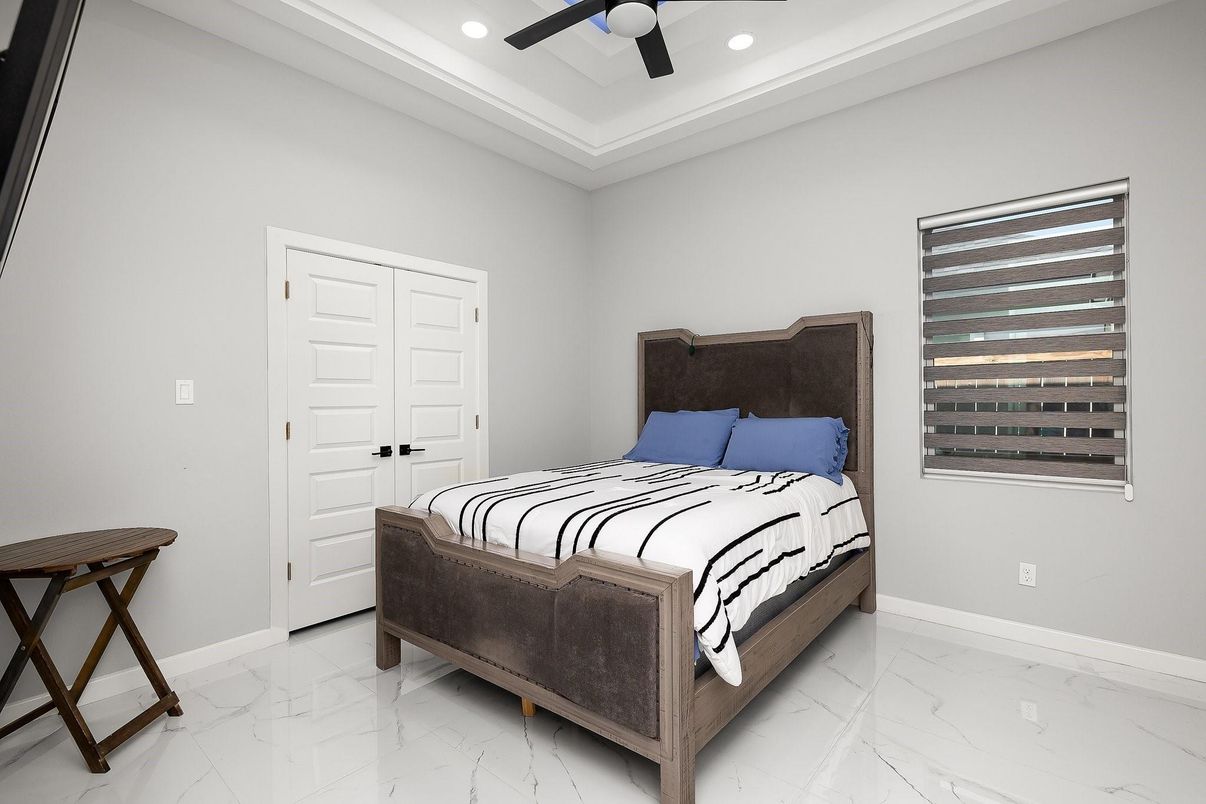 Bedroom, Interior, Marble, Recessed Lighting
