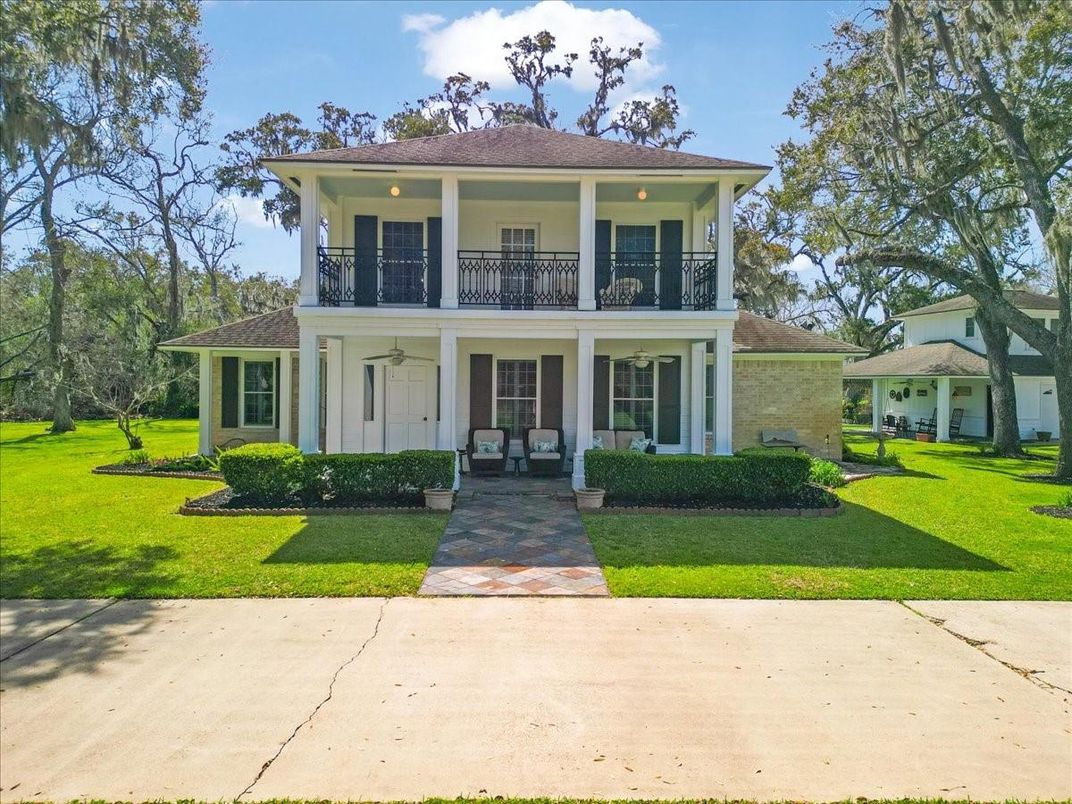 Backyard, Exterior, Facade, Georgian