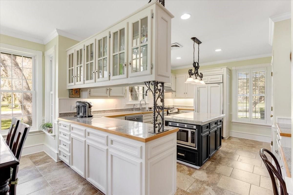 Interior, Kitchen, Pendant Lights, Recessed Lighting