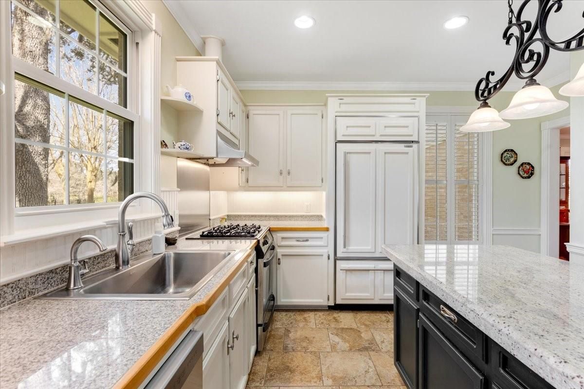 Interior, Kitchen, Pendant Lights, Recessed Lighting