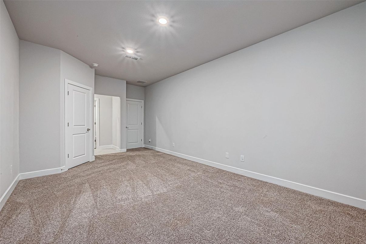 Empty room, Interior, Recessed Lighting