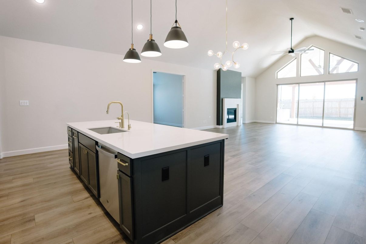 Fireplace, Interior, Kitchen, Pendant Lights, Recessed Lighting, Wood Texture Flooring