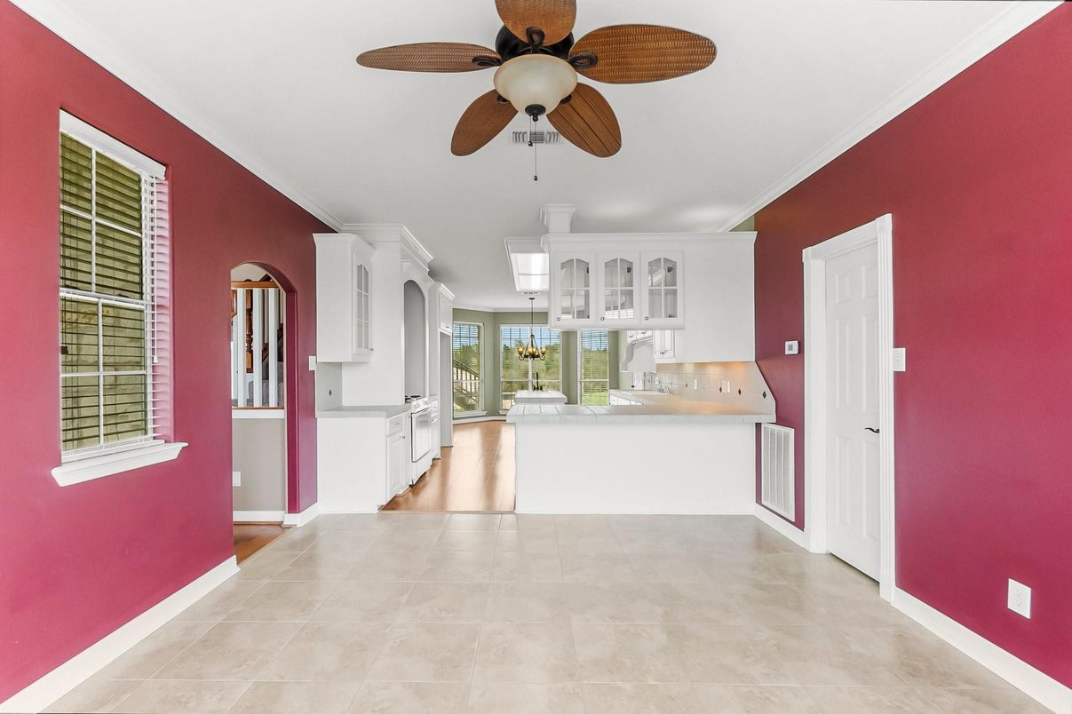 Empty room, Interior, Kitchen