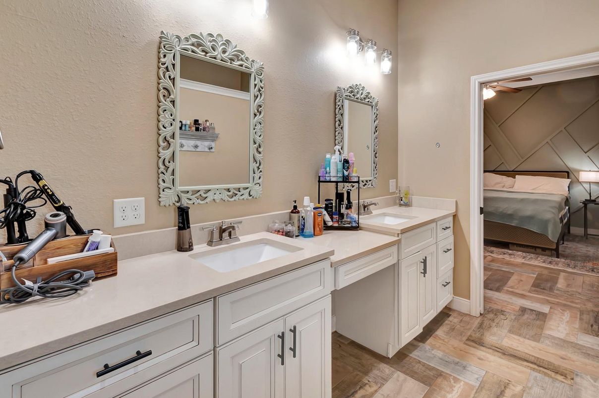 Bathroom, Bedroom, Dual Sink Vanities, Interior, Wood Texture Flooring