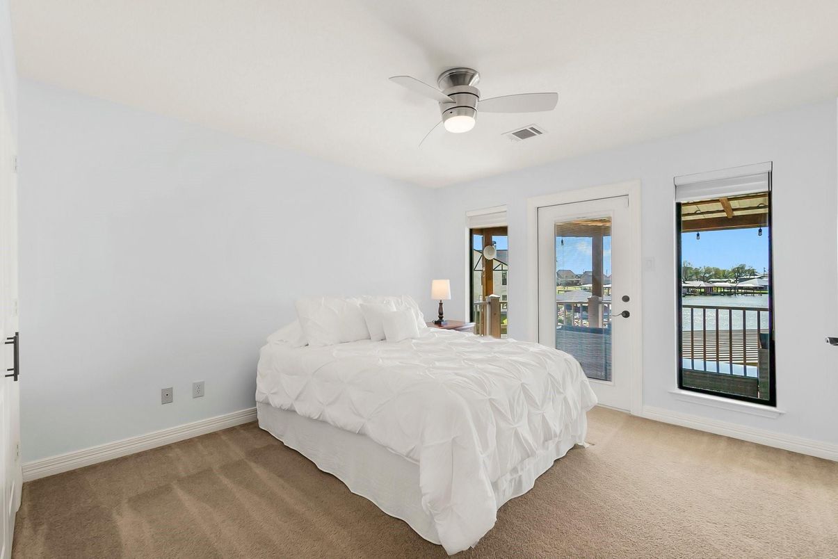 Bedroom, Interior, Water