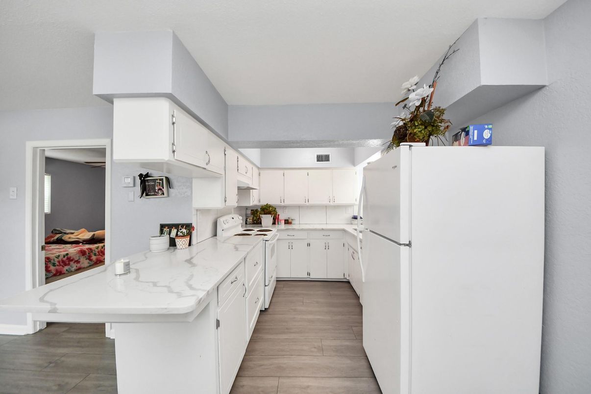 Interior, Kitchen, Wood Texture Flooring
