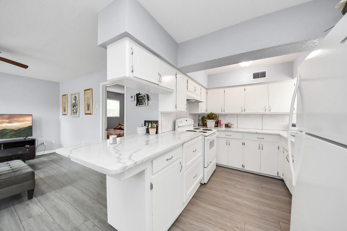 Interior, Kitchen, Wood Texture Flooring
