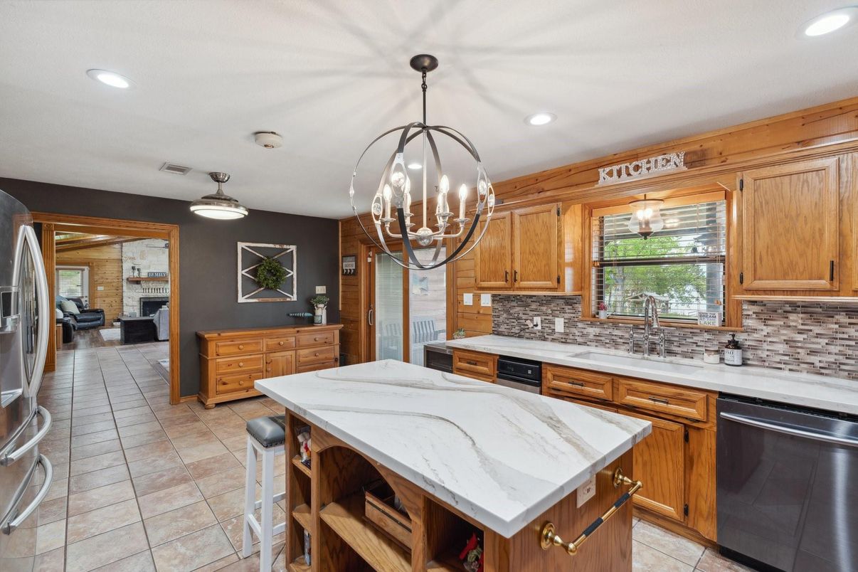 Interior, Kitchen, Pendant Lights, Recessed Lighting, Stainless Steel Appliances