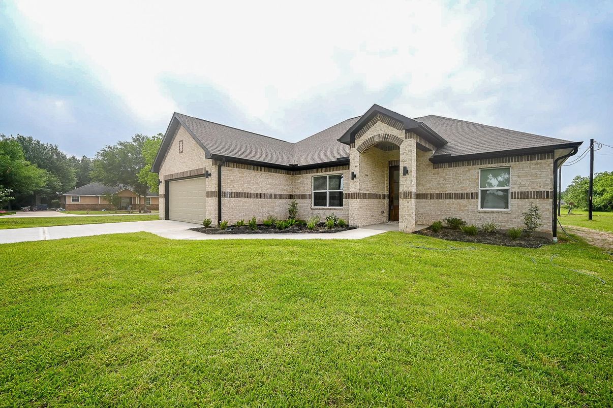 Attached, Backyard, Exterior, Facade, Brick Facade, Brick Traditional