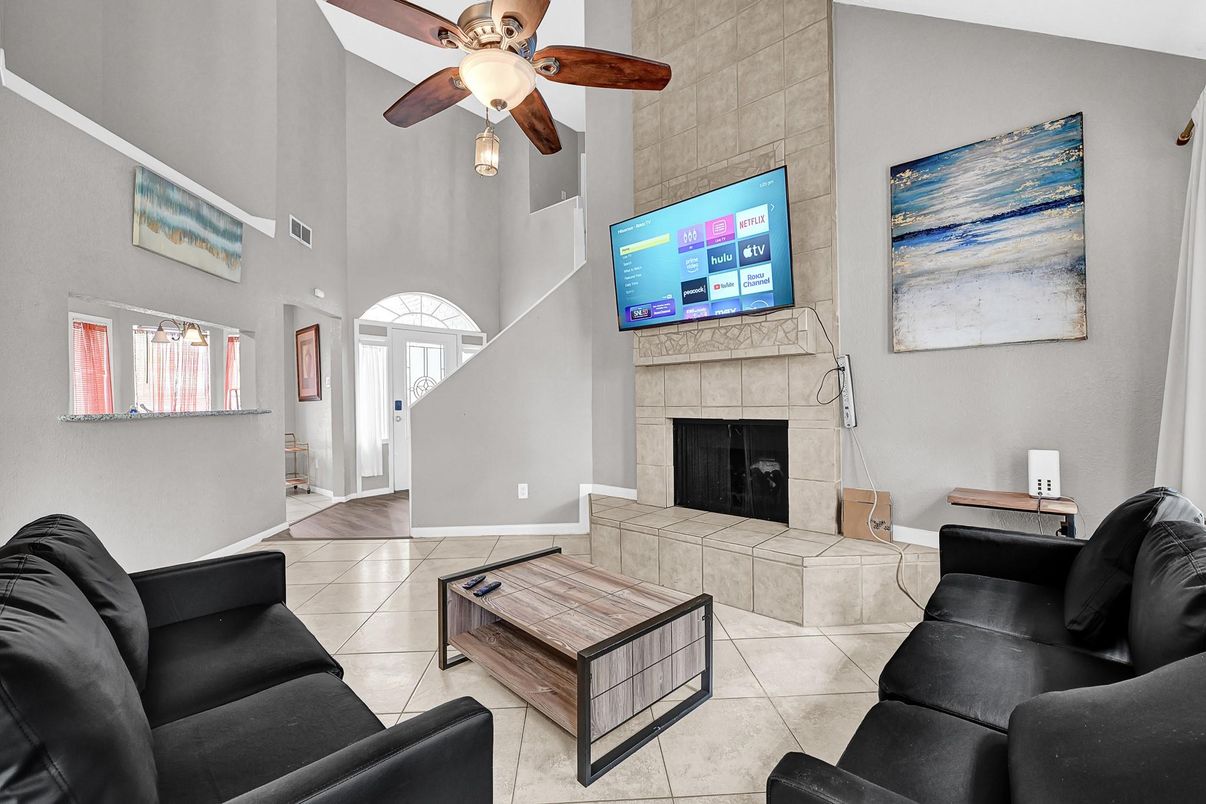 Fireplace, Interior, Living room