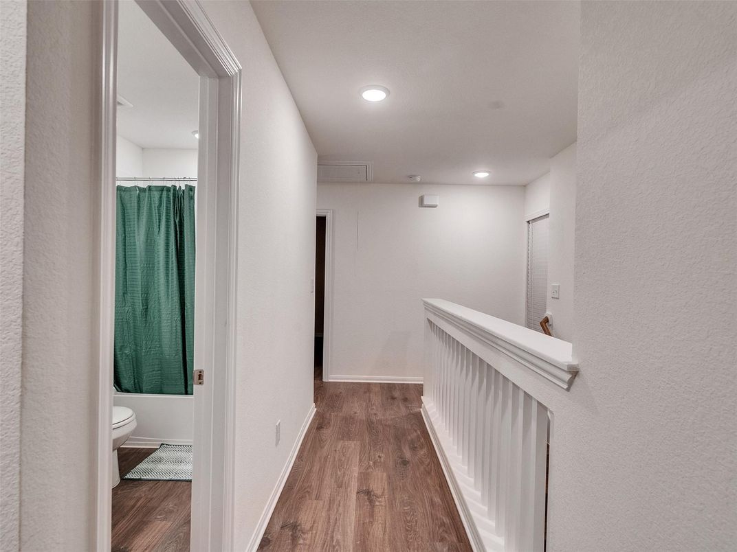 Bathroom, Interior, Recessed Lighting, Wood Texture Flooring