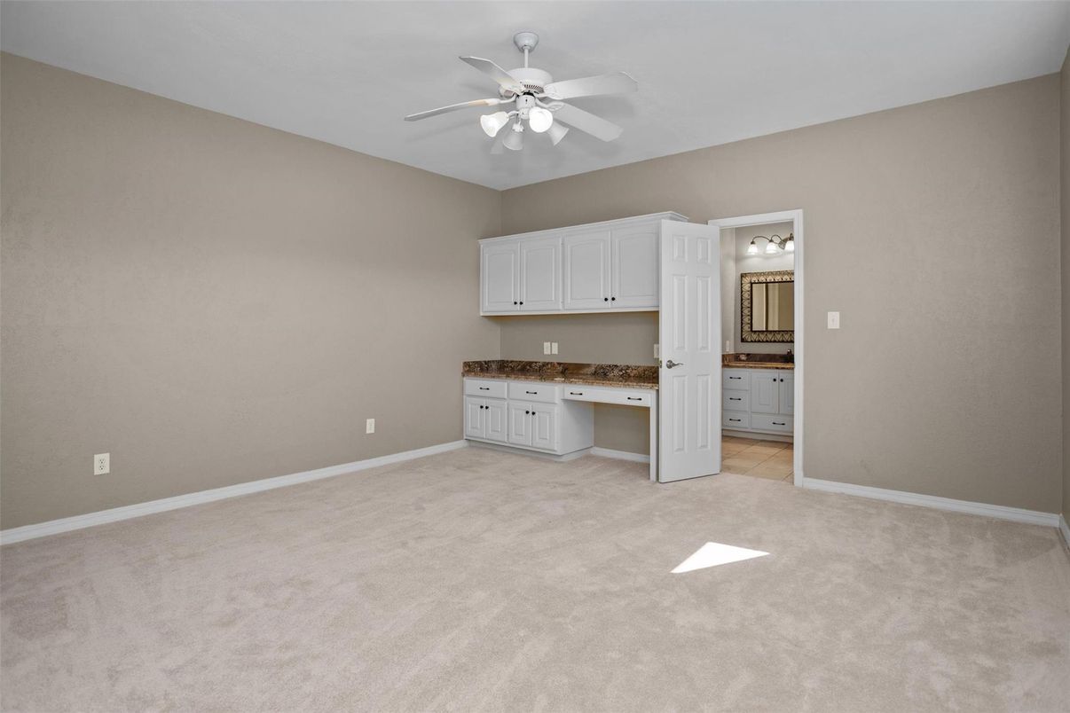 Bathroom, Empty room, Interior