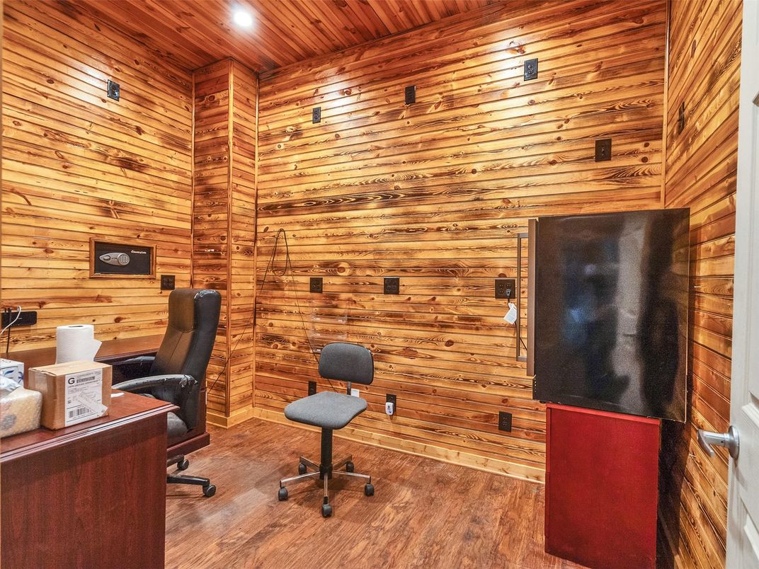 Home Office, Interior, Recessed Lighting, Wooden Ceilings, Wood Texture Flooring, Wooden Walls