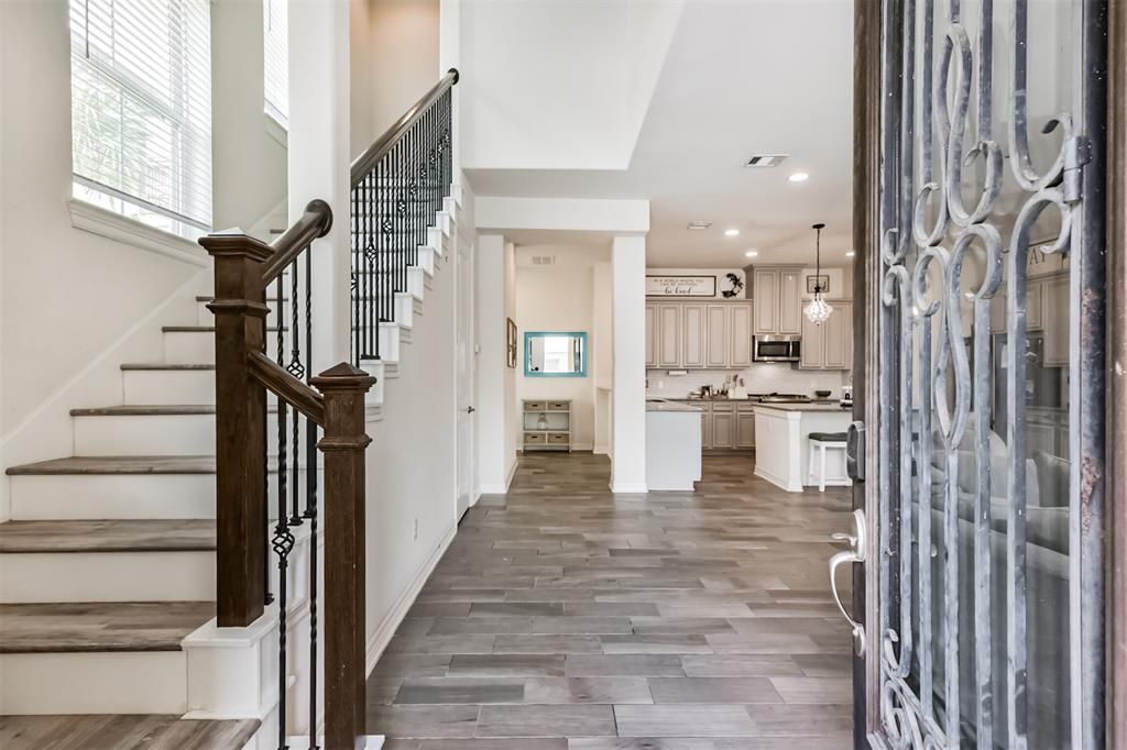 Interior, Kitchen, Pendant Lights, Recessed Lighting, Wood Texture Flooring