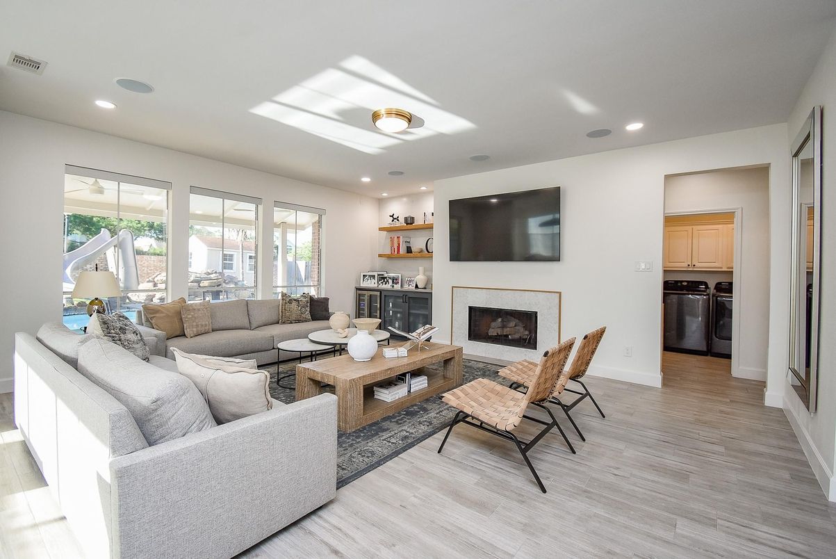 Fireplace, Interior, Living room, Recessed Lighting, Wood Texture Flooring