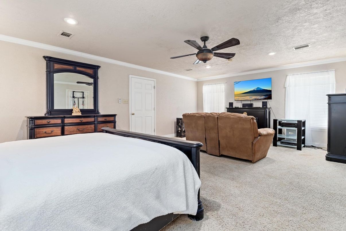 Bedroom, Interior, Recessed Lighting