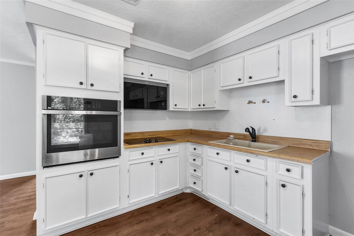 Interior, Kitchen, Wood Texture Flooring