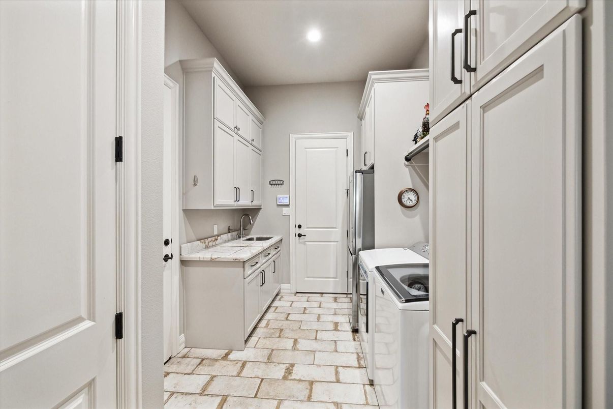 DE Listing image placeholder