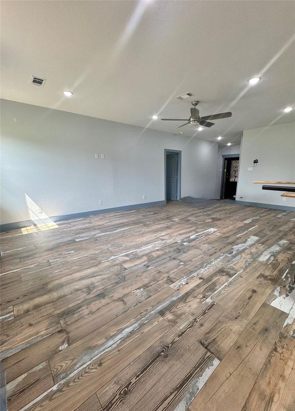 Empty room, Interior, Recessed Lighting, Wood Texture Flooring