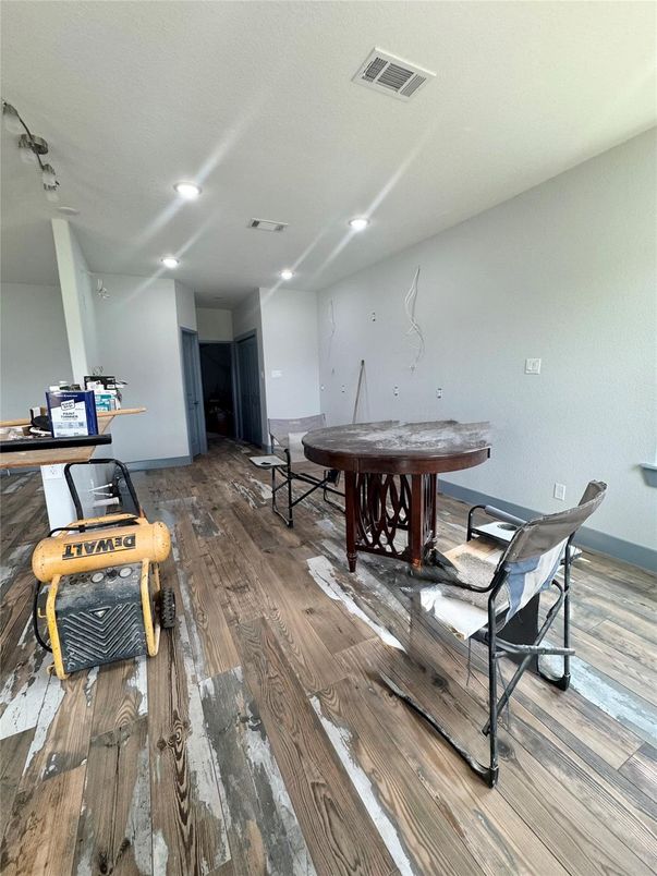 Interior, Recessed Lighting, Wood Texture Flooring