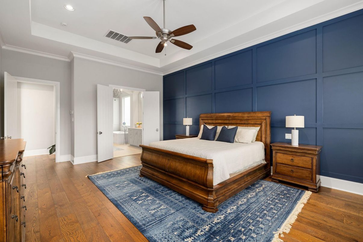 Bedroom, Interior, Recessed Lighting, Wood Texture Flooring