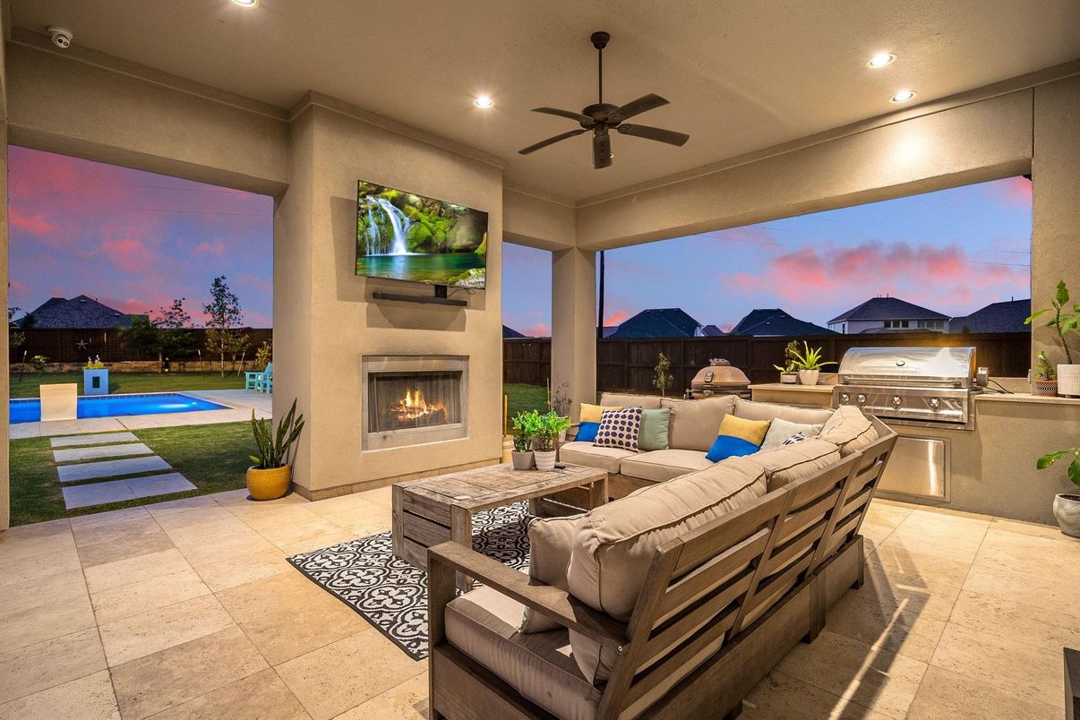 Exterior, Fireplace, Recessed Lighting