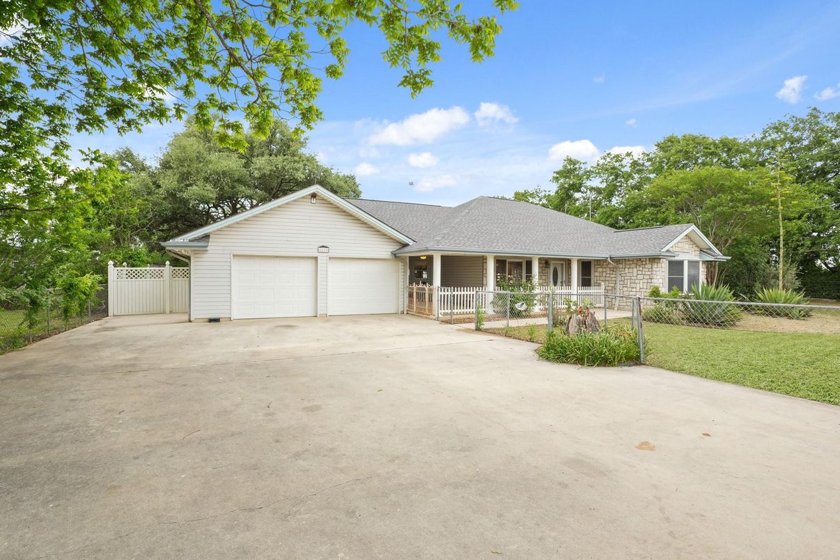 Attached, Backyard, Exterior, Facade, Ranch