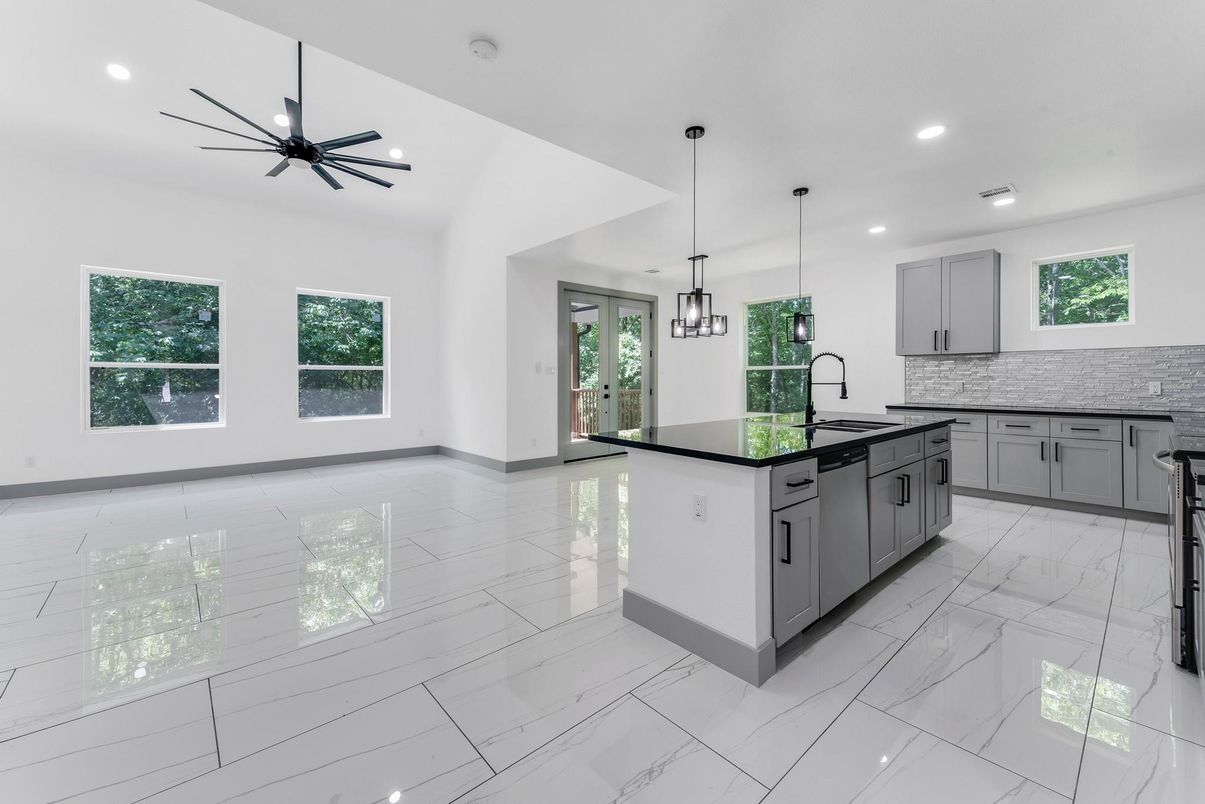 Interior, Kitchen, Marble, Pendant Lights, Recessed Lighting