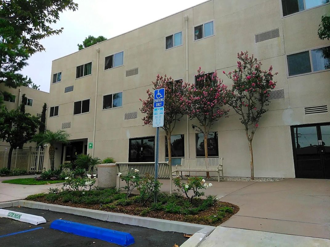 Exterior, Facade, Modern