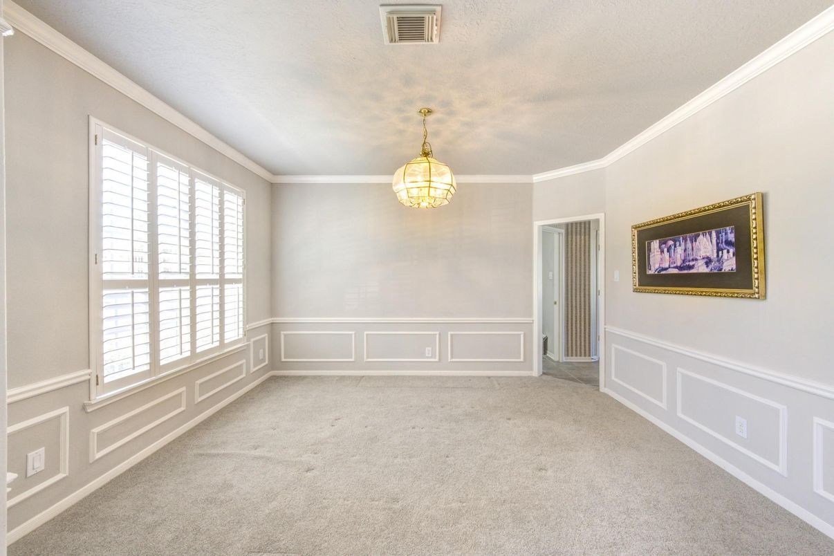 Empty room, Interior, Pendant Lights