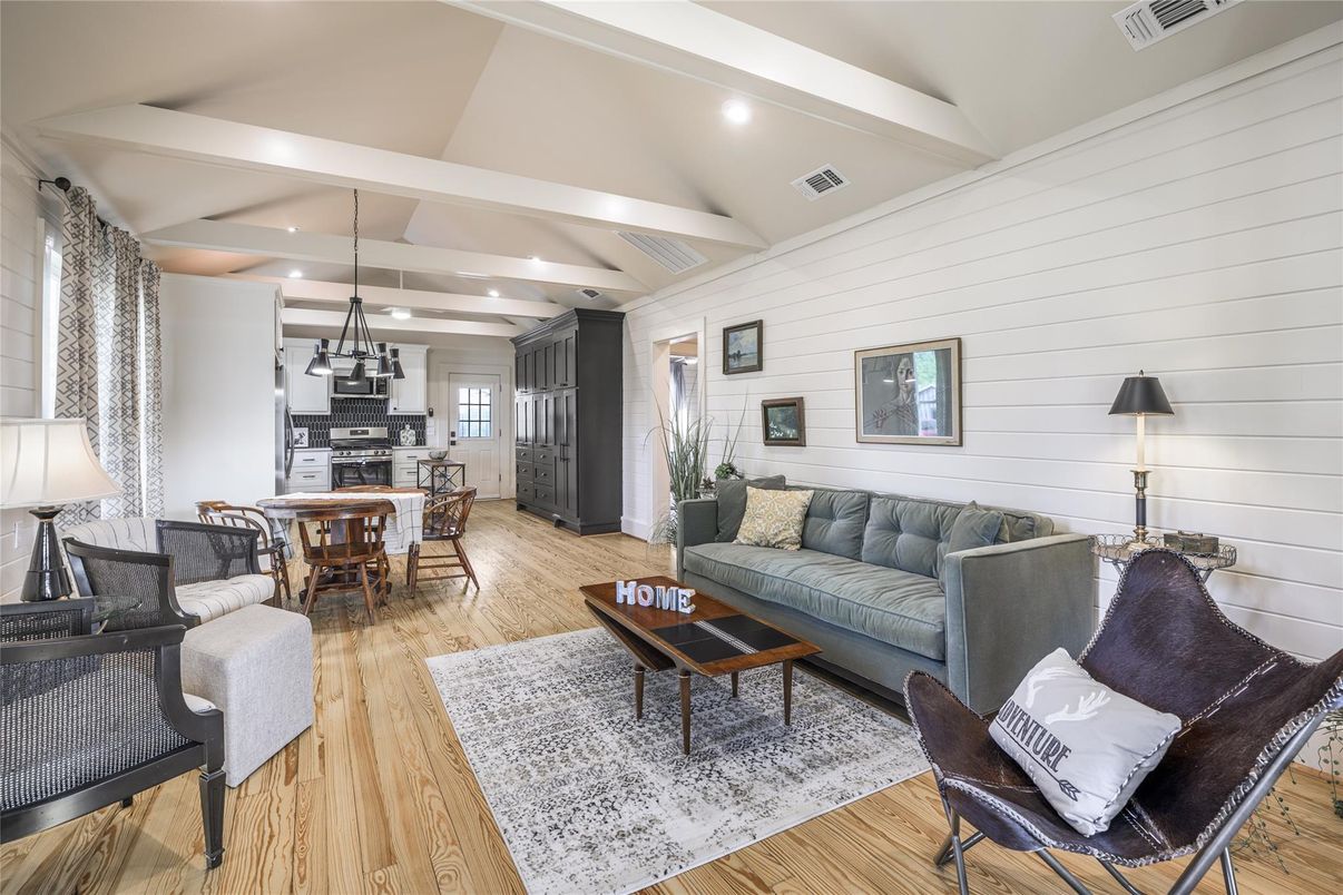 Dining room, Interior, Kitchen, Living room, Pendant Lights, Recessed Lighting, Stainless Steel Appliances, Wood Texture Flooring