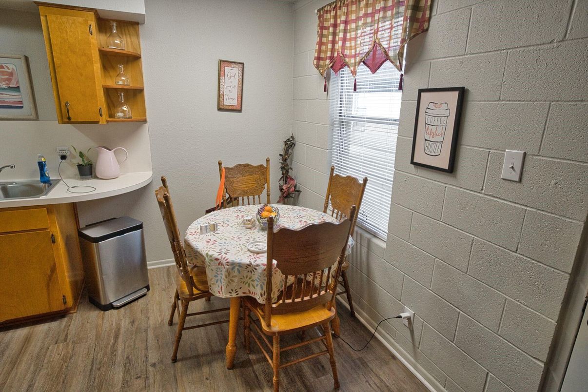 Dining room, Interior, Wood Texture Flooring