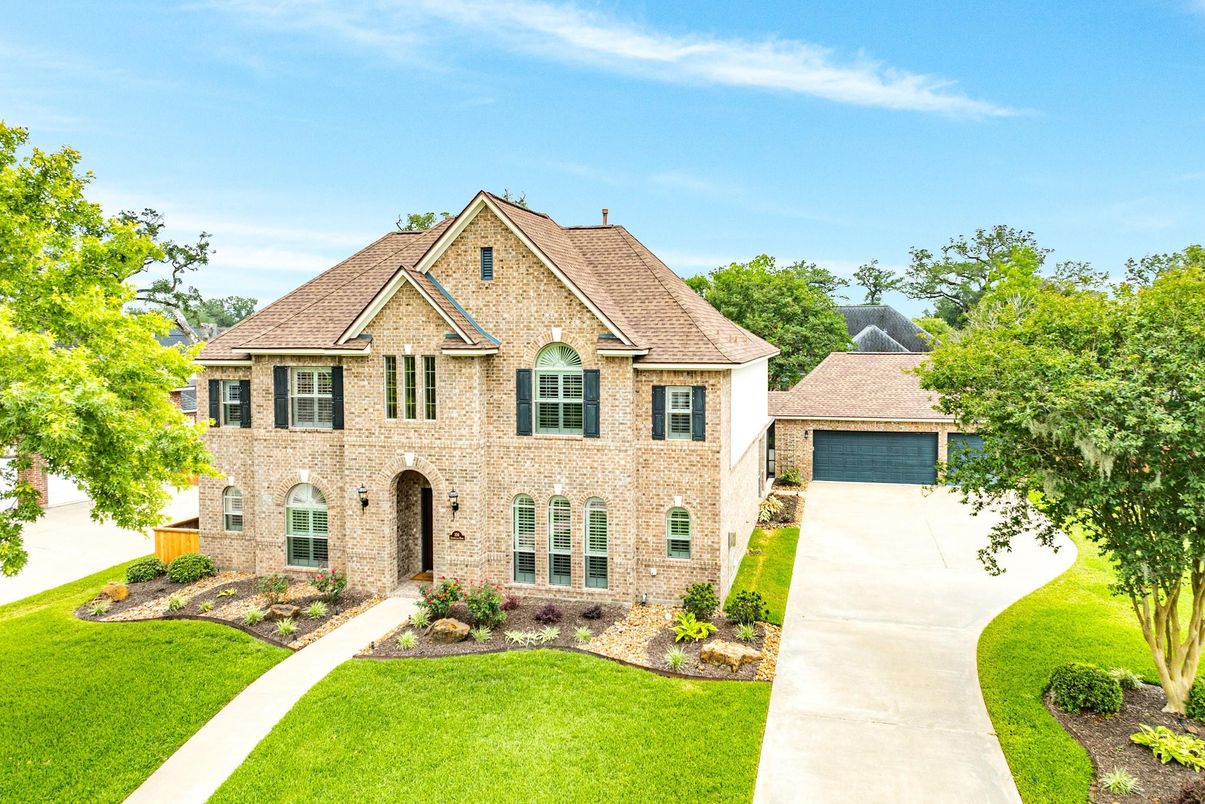 Attached, Exterior, Facade, Brick Facade, French Provincial