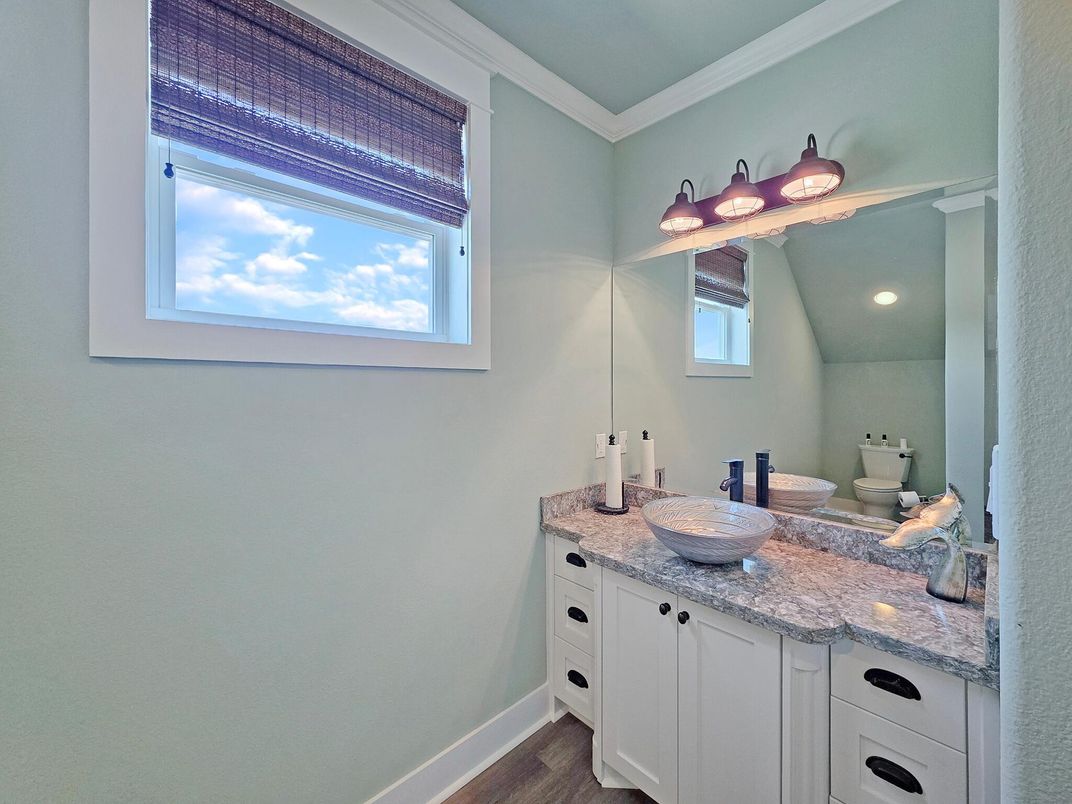 Bathroom, Interior, Recessed Lighting, Wood Texture Flooring