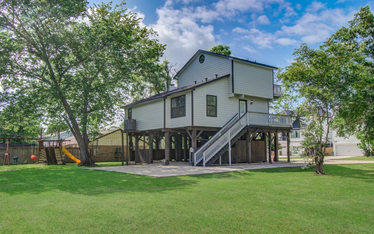 Backyard, Exterior, Playground