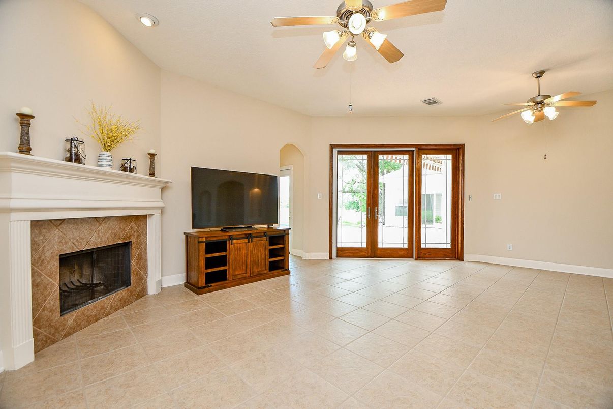 Empty room, Fireplace, Interior, Recessed Lighting