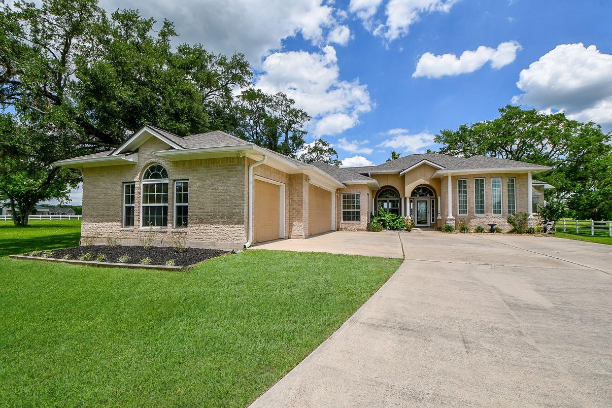 Attached, Backyard, Exterior, Facade, Ranch