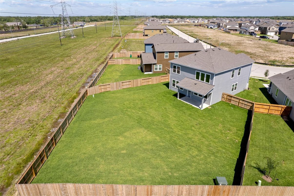 Exterior, Drone
