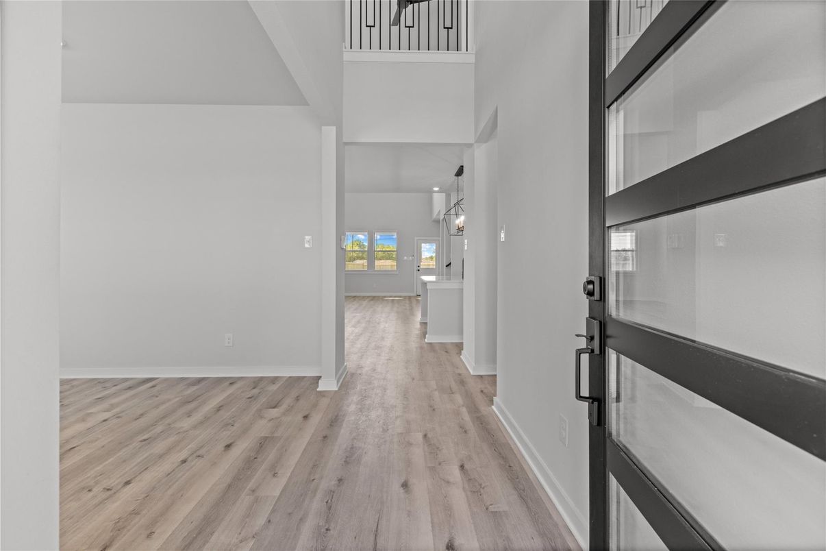 Interior, Pendant Lights, Wood Texture Flooring
