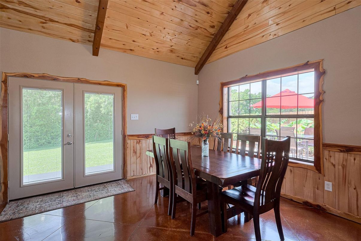 Dining room, Interior, Wooden Beams, Wooden Ceilings