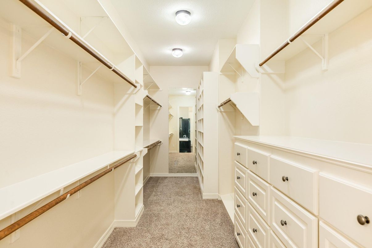 Interior, Walk-in Closets