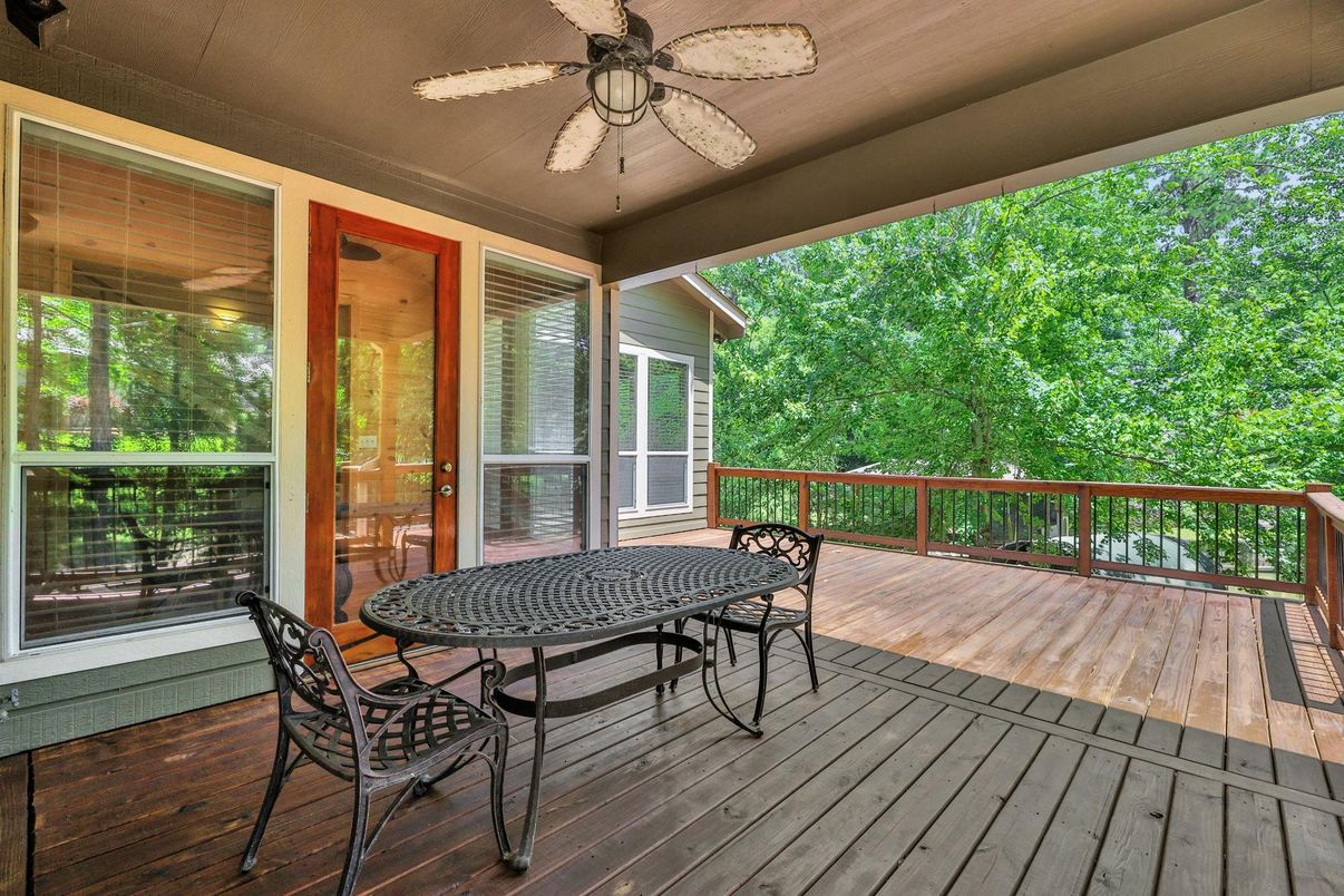 Exterior, Wood Texture Flooring