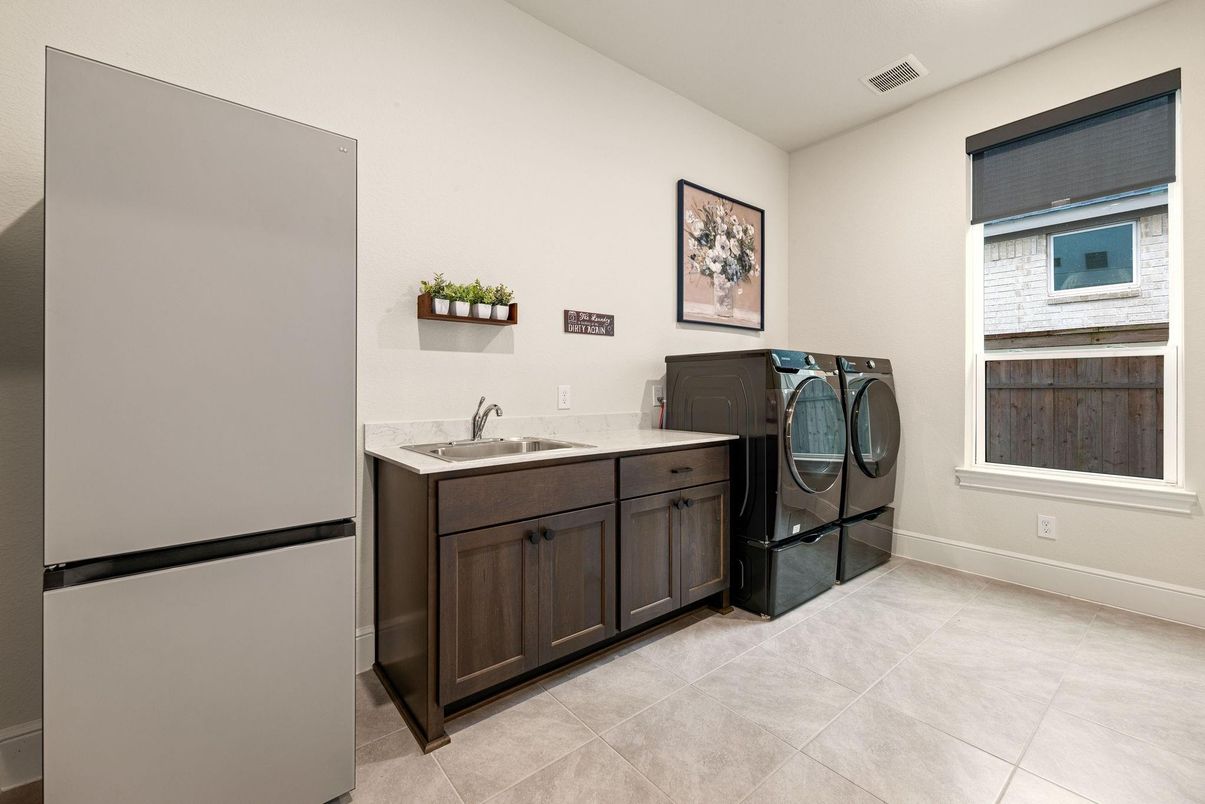 Interior, Washer